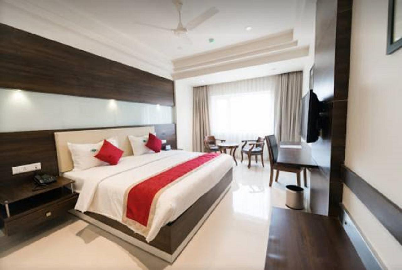 Park Continental Hotel Hyderabad Exterior foto